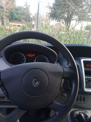 Renault Trafic 2012