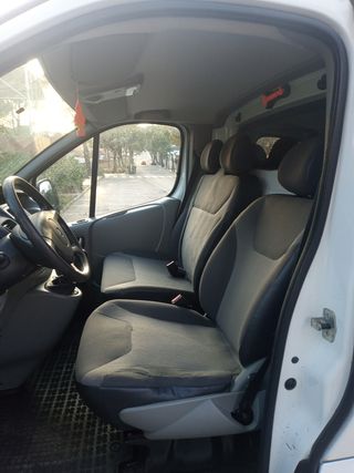 Renault Trafic 2012