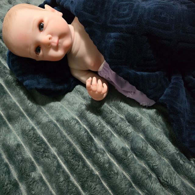 Muñeca reborn vinilo realista