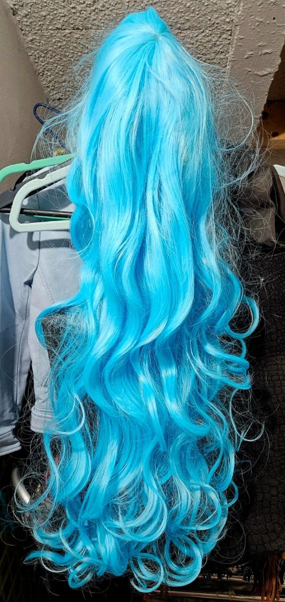 Peluca azul
