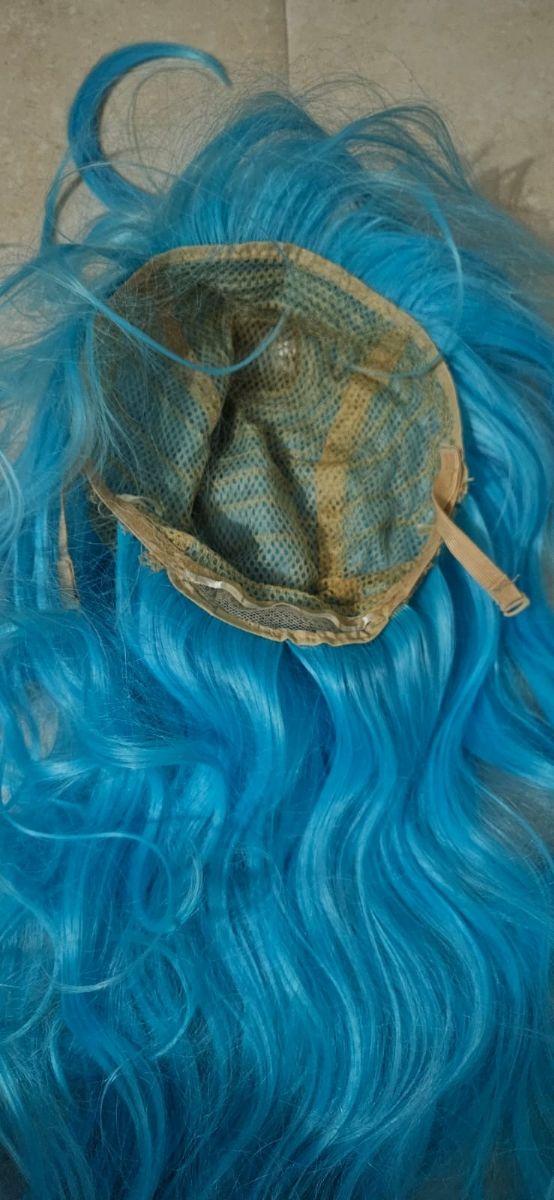 Peluca azul