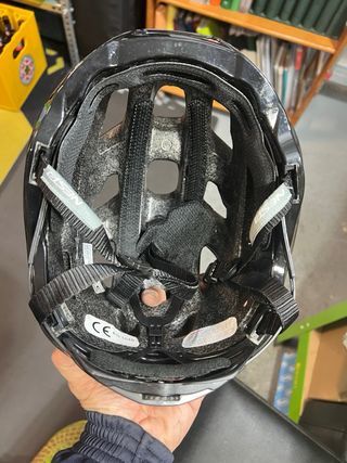 Casco de bici Nesta Modelo Helm 