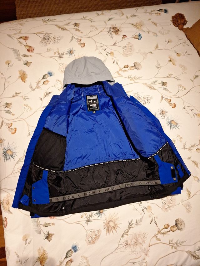 CHAMARRA NIÑO,A NIEVE RIP CURL TALLA 10-140CM.