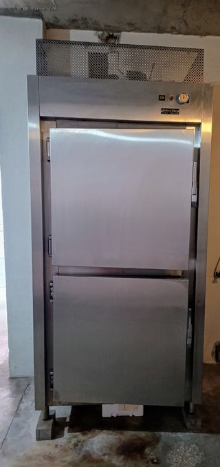 EQUIPAMIENTO DE PESCADERIA
