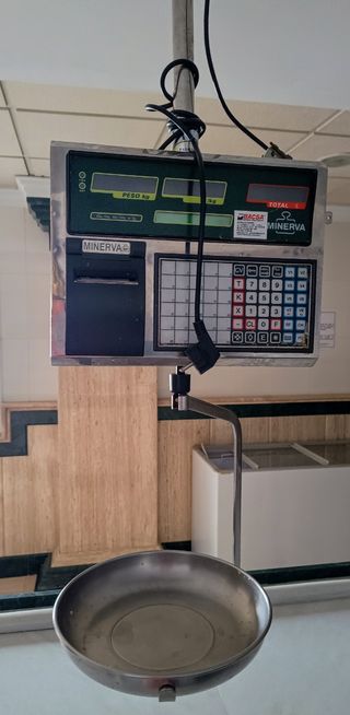 EQUIPAMIENTO DE PESCADERIA