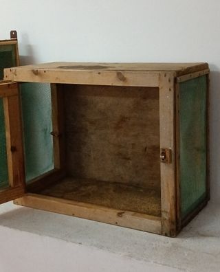 Antiguo mueble fresquera, secador, de madera
