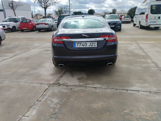 Coche jaguar xf