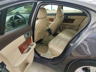 Coche jaguar xf