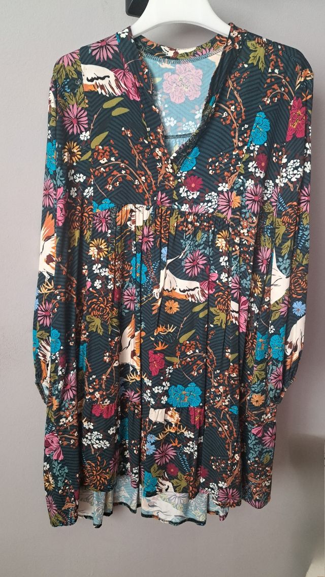 Vestido corto talla grande