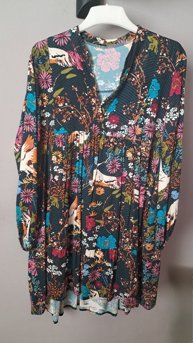 Vestido corto talla grande