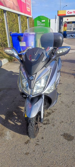 Moto Scooter Sym Joymax 125