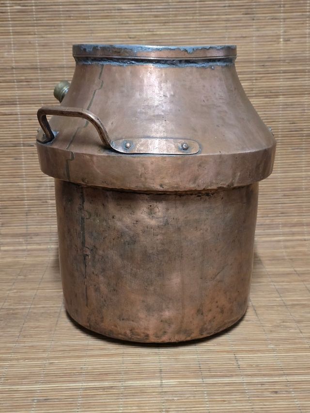 Antiguo Alambique de cobre