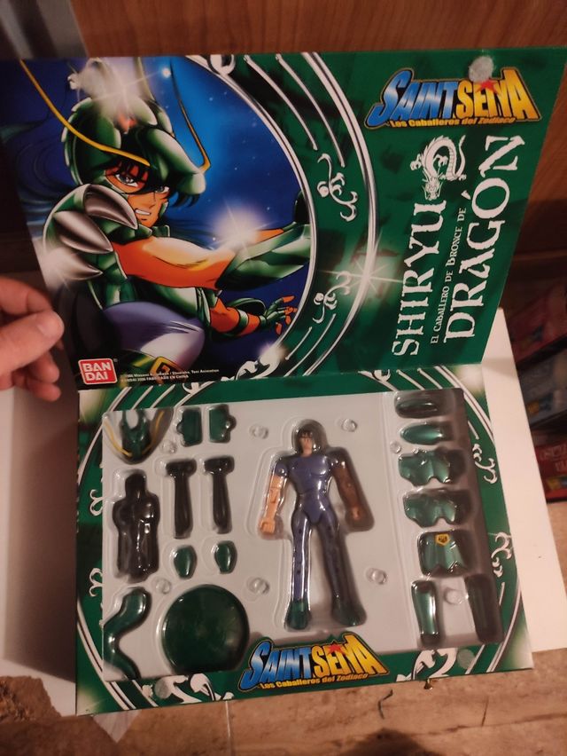 Figuras caballeros del zodiaco.