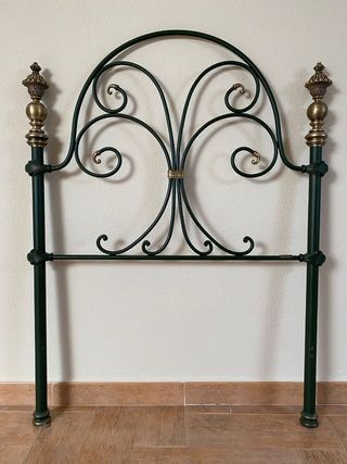 Cabecero de forja Peña Vargas