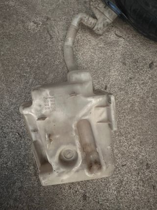 Bombona limpiaparabrisas seat leon 2