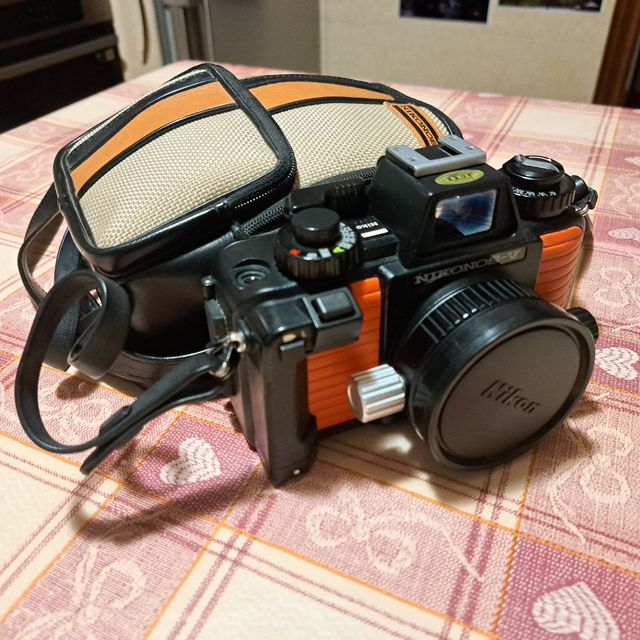 Camera subacquea Nikonos-V