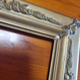 Portaretratos antiguo para restaurar