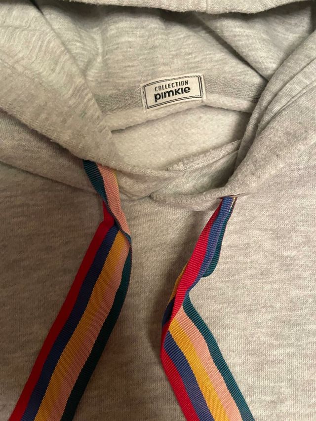 Sudadera gris pimkie