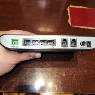 Mesa y sillas de diseño de Cristal y aluminio