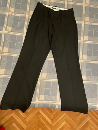 Pantalón traje color negro