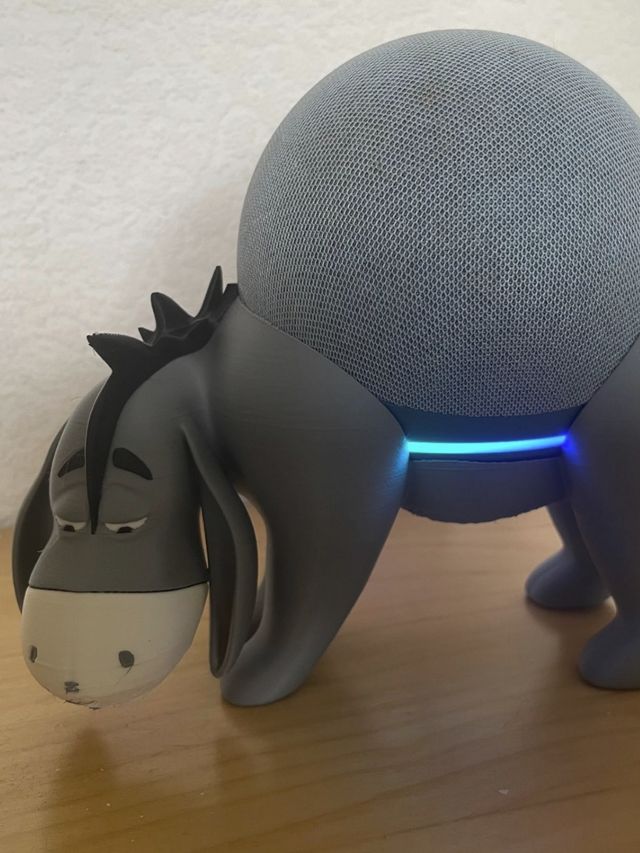 Alexa, soporte gracioso, friki