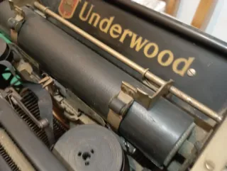 Maquina de escribir underwoord