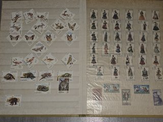 Cientos de sellos Españoles y Holandeses