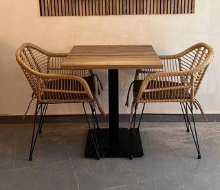 Sedie e tavoli stock caffetteria ristorante bar