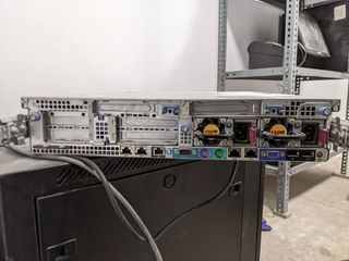 Servidor HP ProLiant DL380 G7