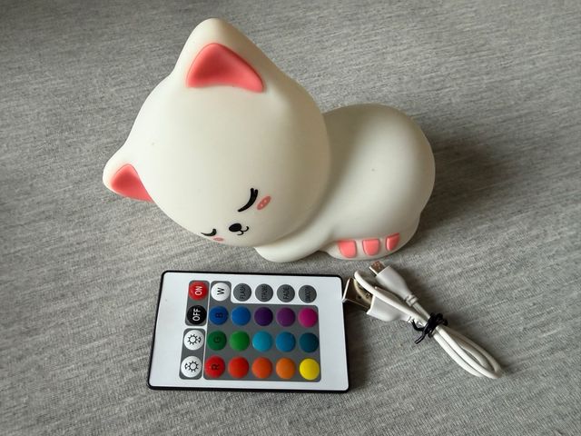 Luce notturna per bambini a forma di gatto