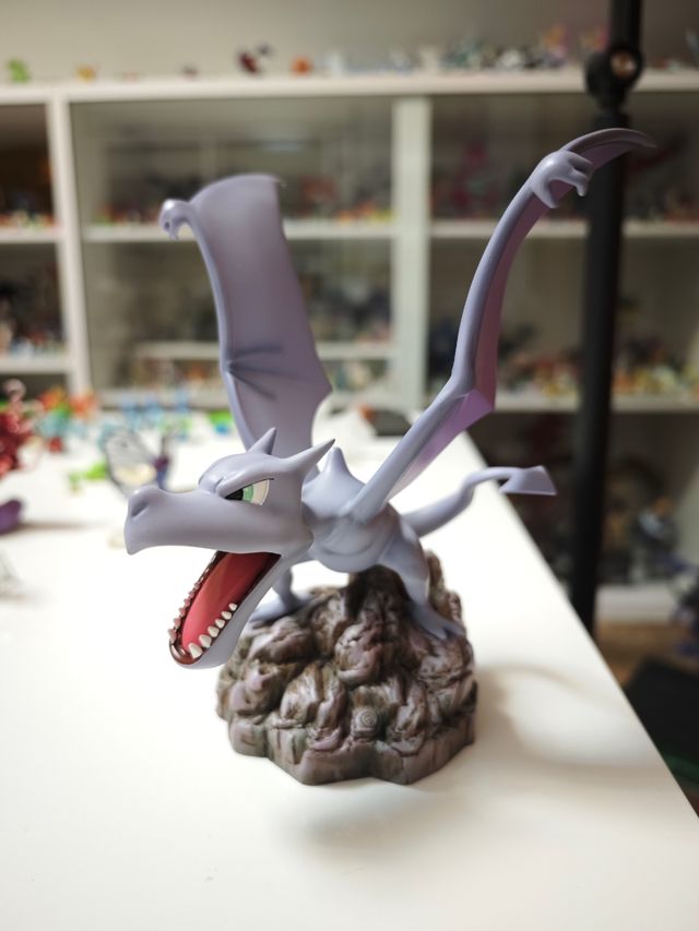 aerodactyl pokemon scale world