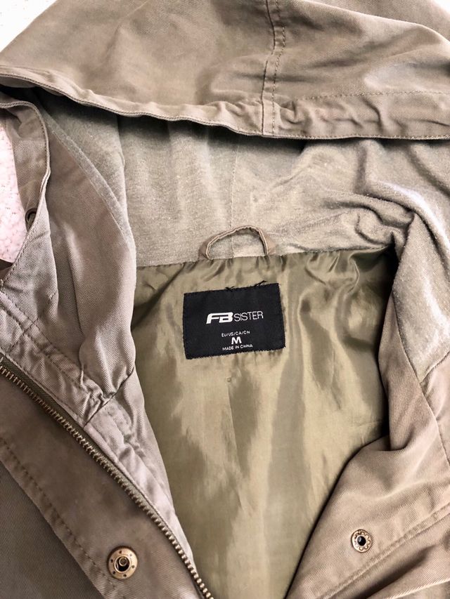 Parka de mujer verde oliva FB Sister.