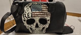 Bolso de cuero con carabelas
