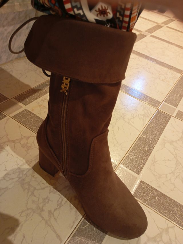 Botas Xti .talla 37