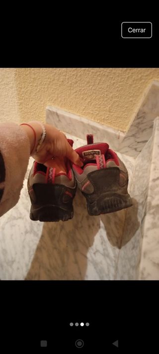 Zapatillas montaña Nicoboco .talla 37