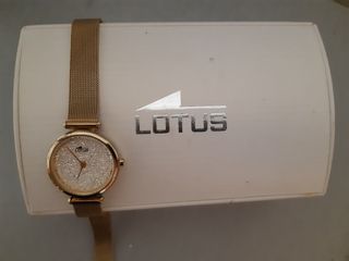 Reloj pulsera Lotus