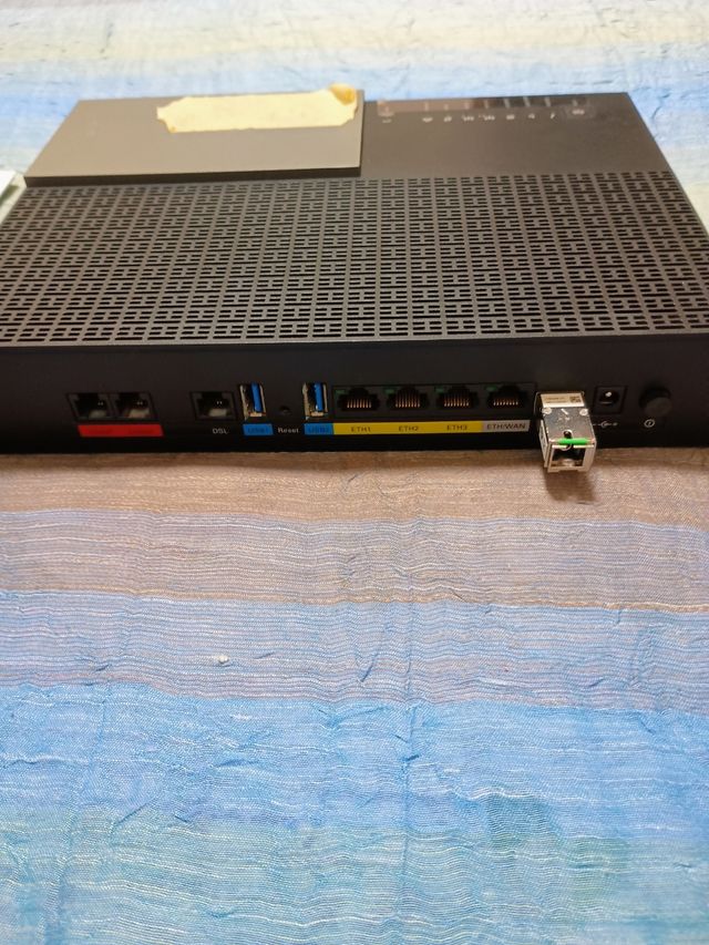 Modem router hub tim DGA4132TIM