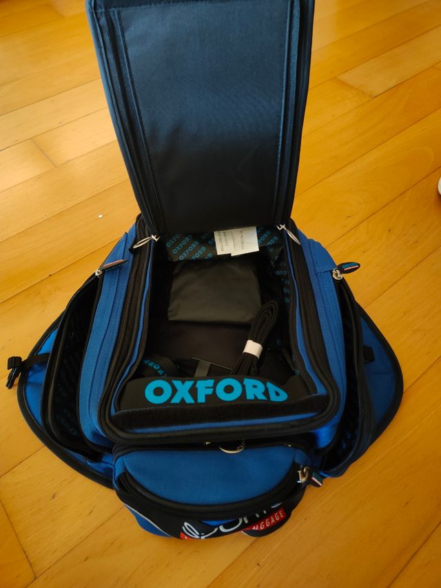 Bolsa magnética para depósito de moto