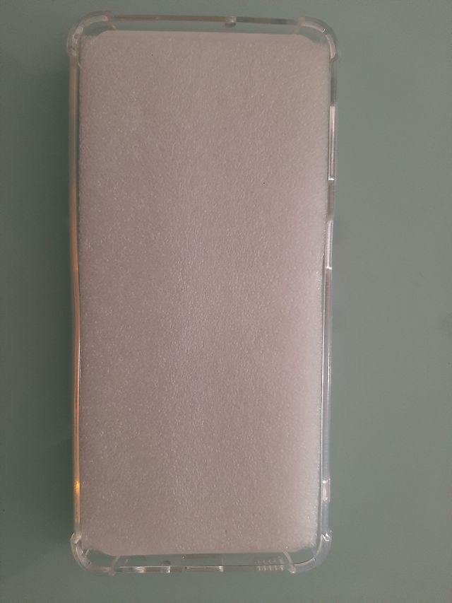 Funda móvil. Solo venta en persona.