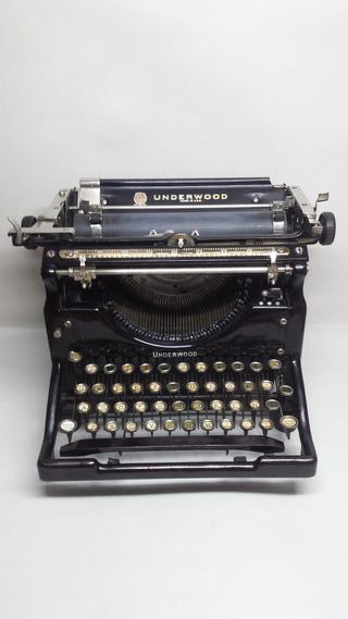 Máquina de Escribir Underwood Antigua
