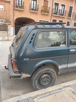 Lada Niva 2006