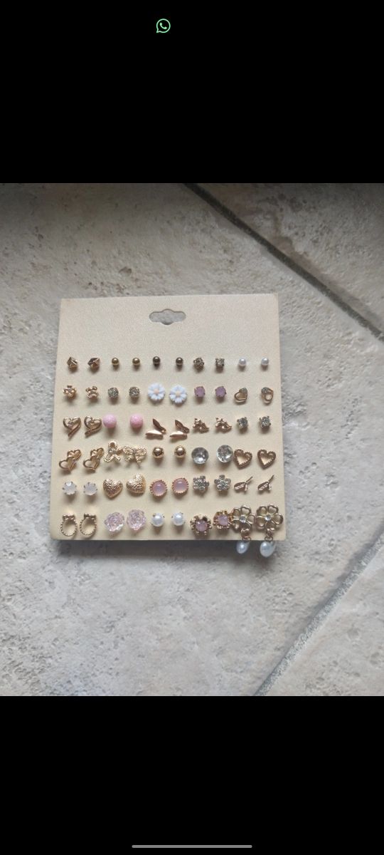30 paia di orecchini