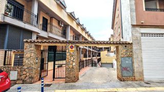 Casa adosada en venta en Aldaia