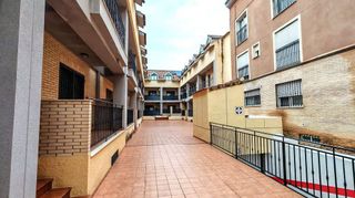 Casa adosada en venta en Aldaia