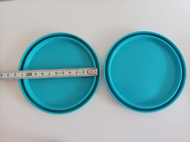 2 tapas redondas azules de plástico Frigoverre