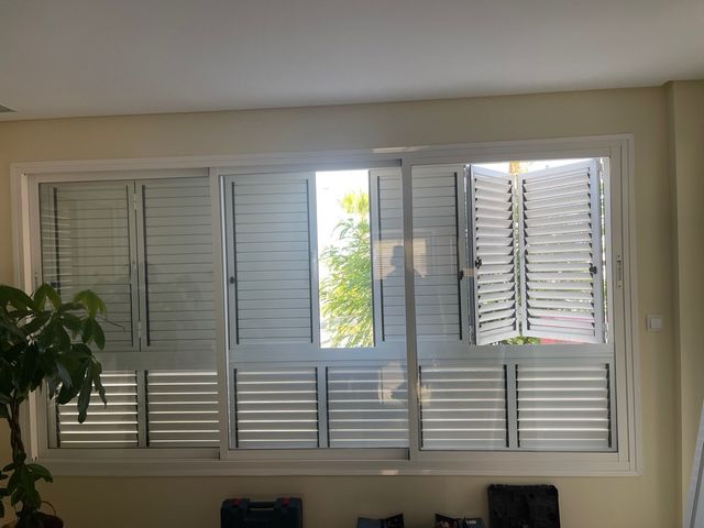 Ventanal aluminio blanco