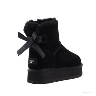 BOTINES UGG CLASSIC PLATAFORMA LAZO TRASERO
