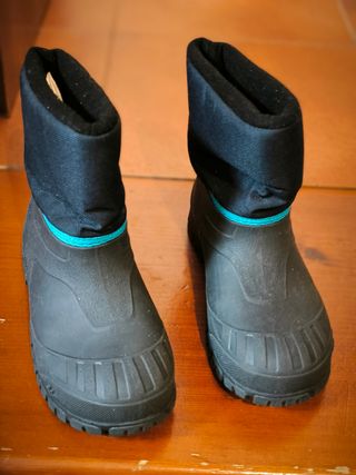 Scarponcini neve Decathlon taglia32-33