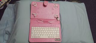 Funda universal tablet con teclado