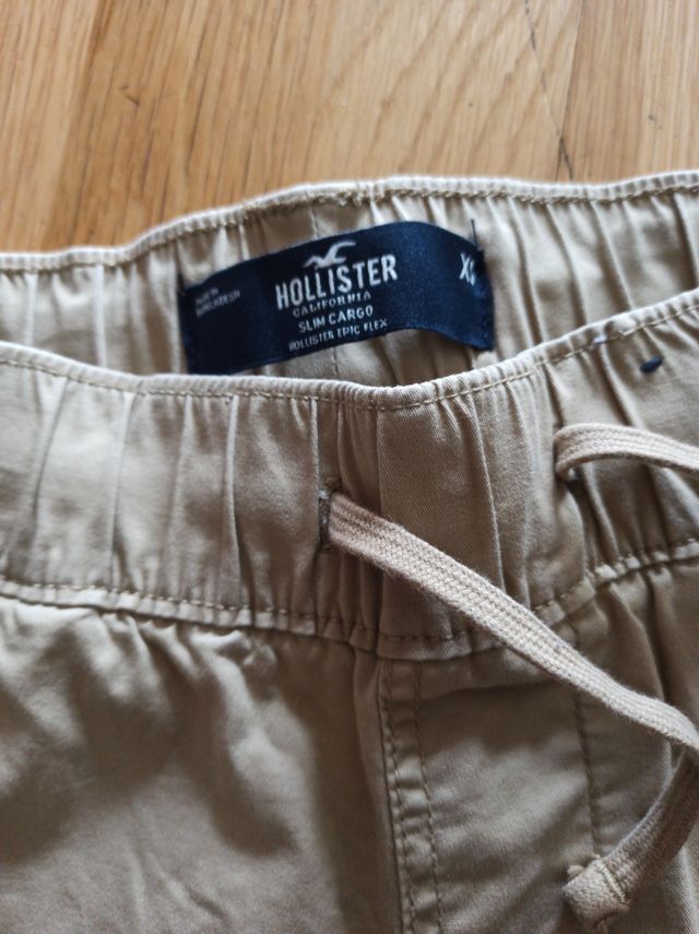 Pantalones de bolsillos laterales.HOLLISTER